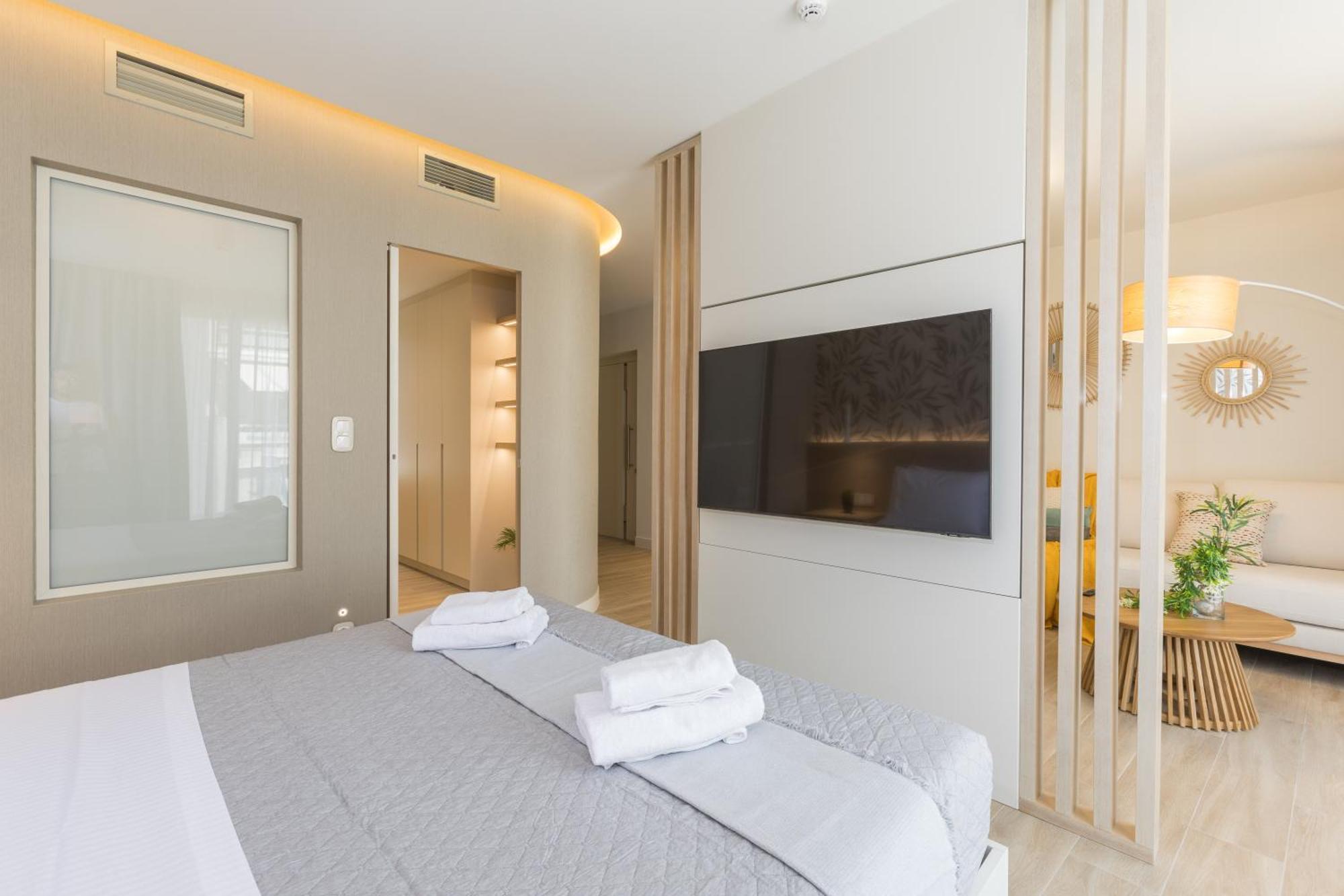 The Mediterranean Suites Pireus Eksteriør bilde
