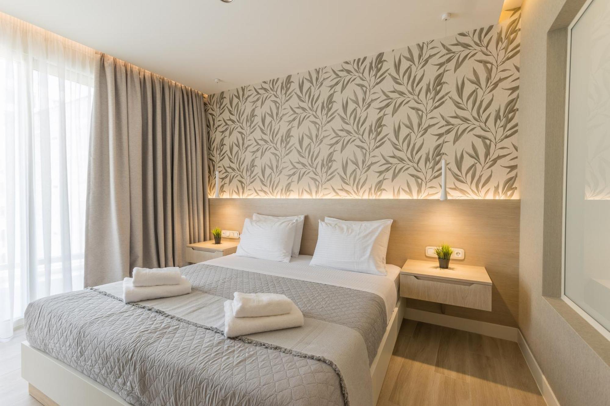 The Mediterranean Suites Pireus Eksteriør bilde