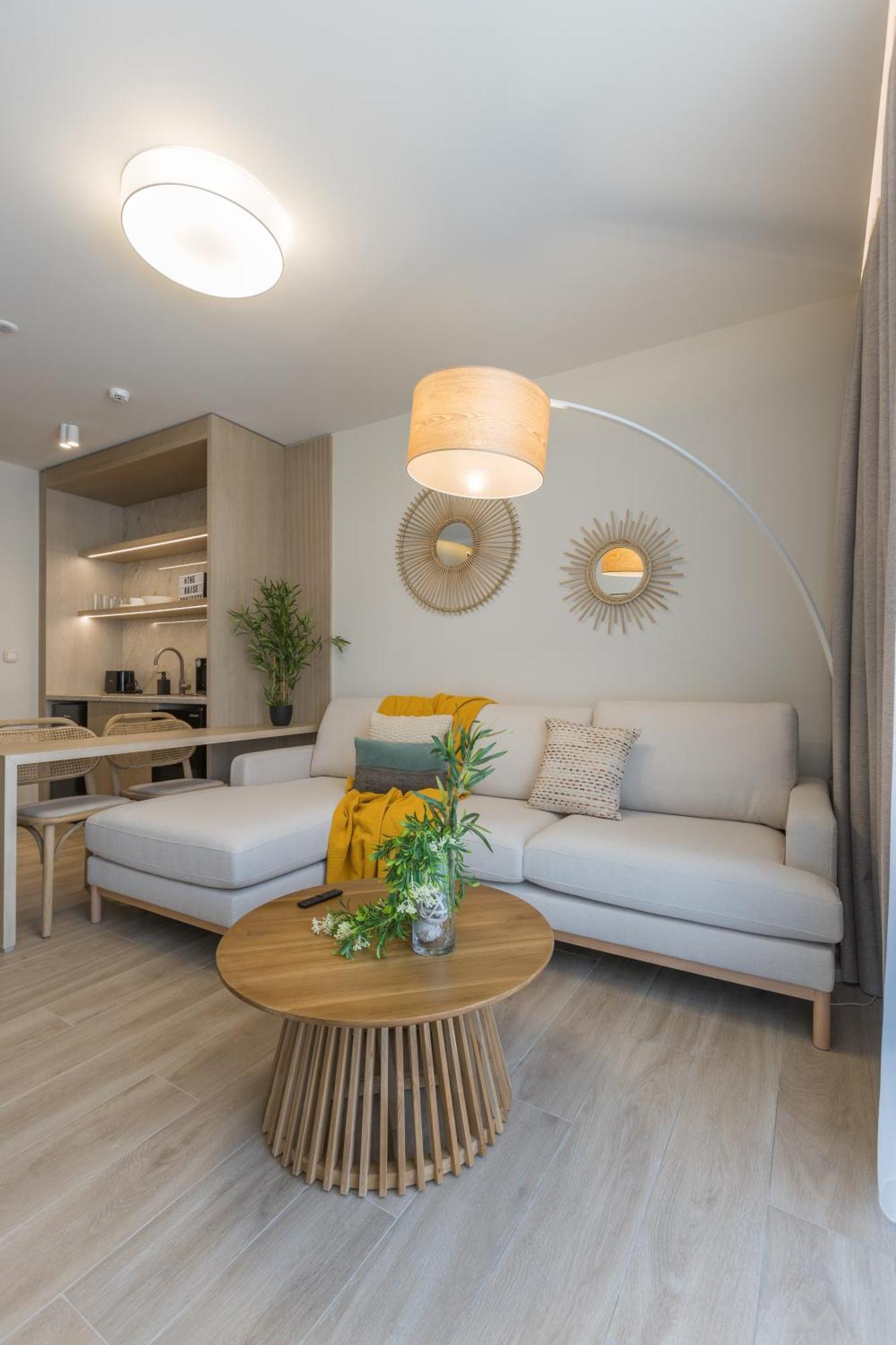 The Mediterranean Suites Pireus Eksteriør bilde
