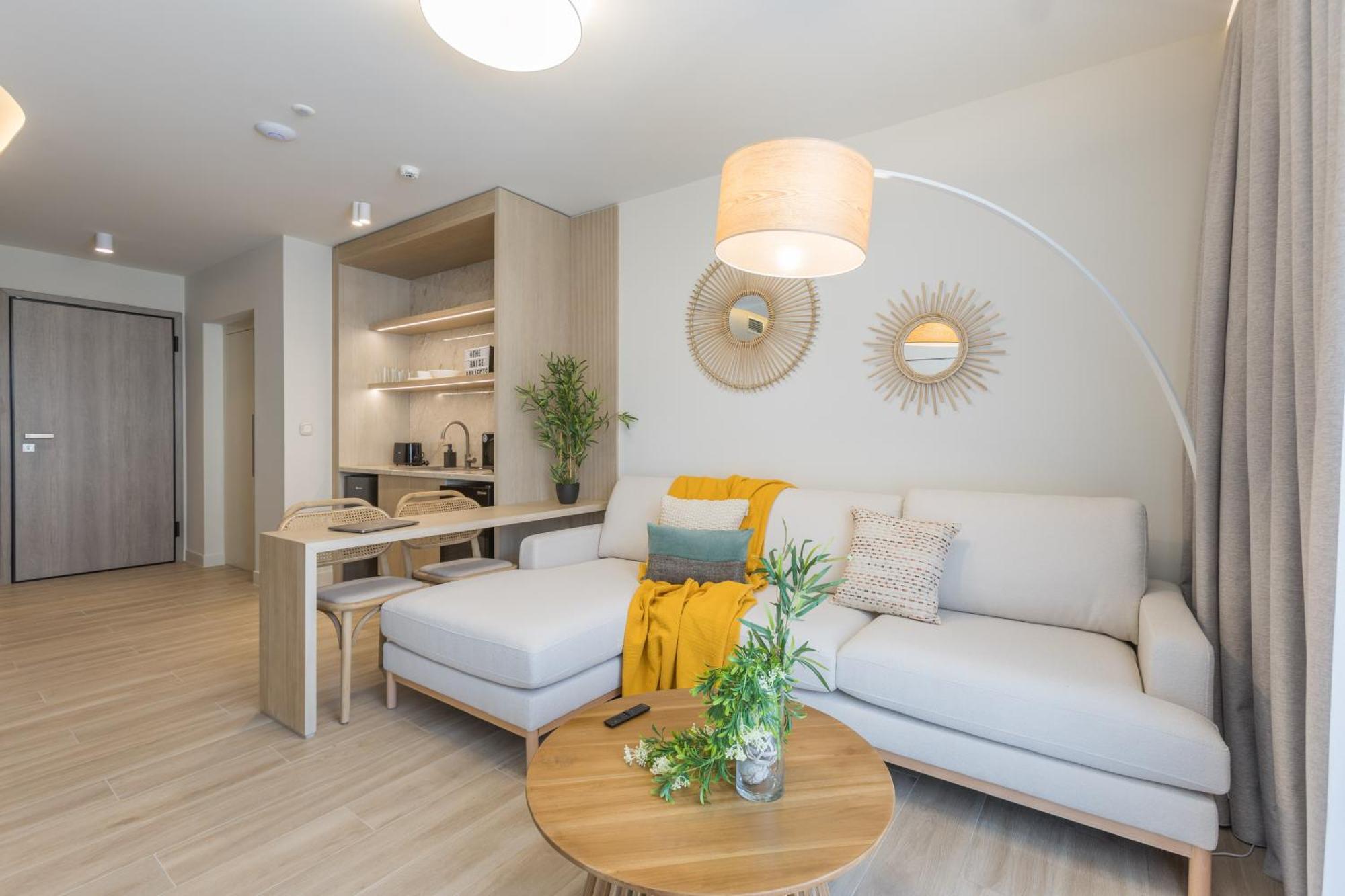 The Mediterranean Suites Pireus Eksteriør bilde