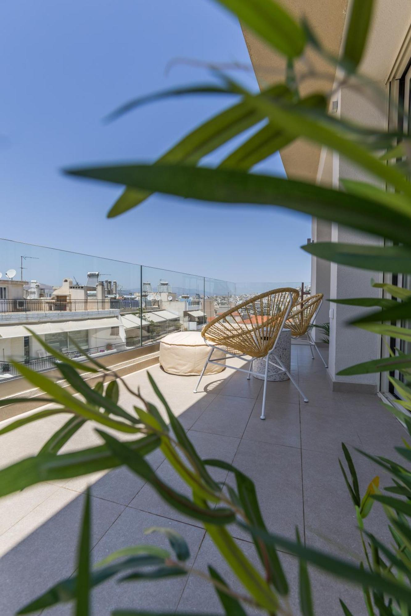 The Mediterranean Suites Pireus Eksteriør bilde
